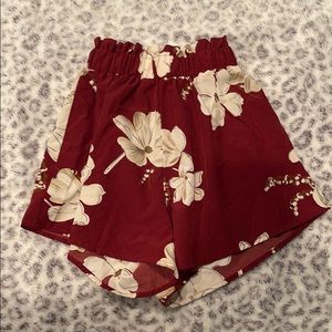 Floral flowy shorts